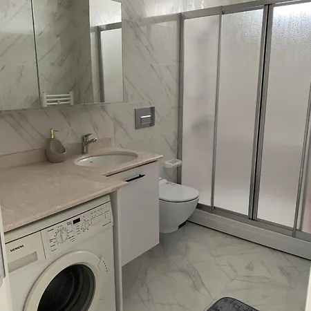 Oezpolat Apartament *
